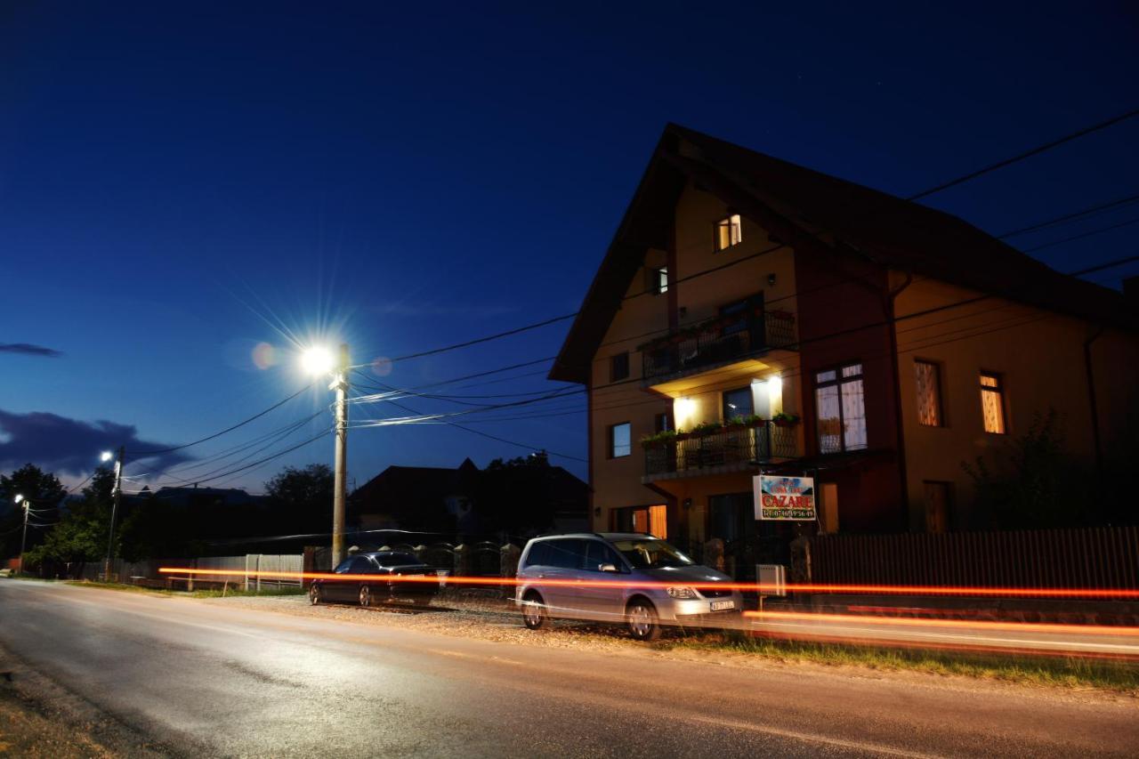 ホテル Casa Leu Curtea de Argeş エクステリア 写真